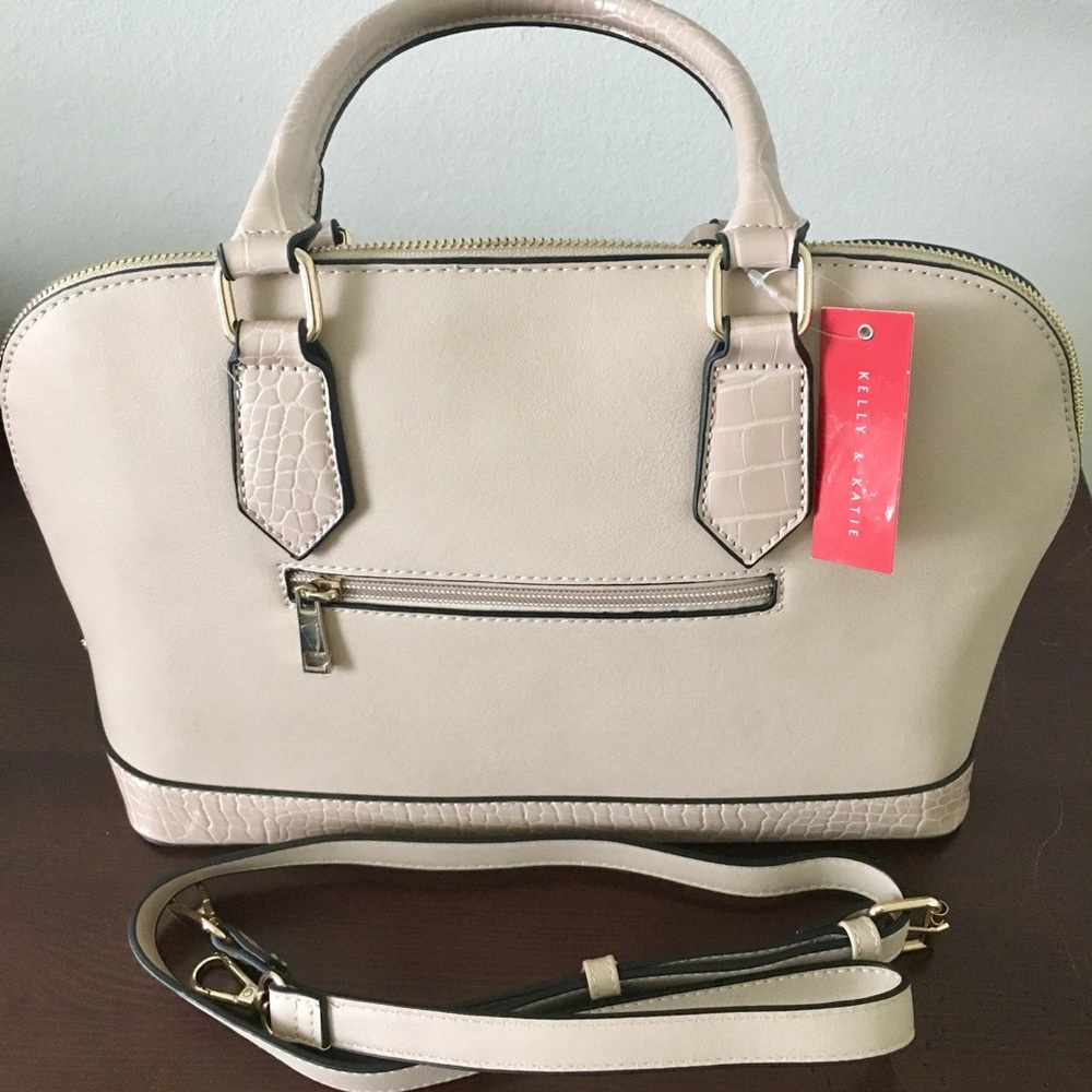 💕Kelly & Katie Satchel